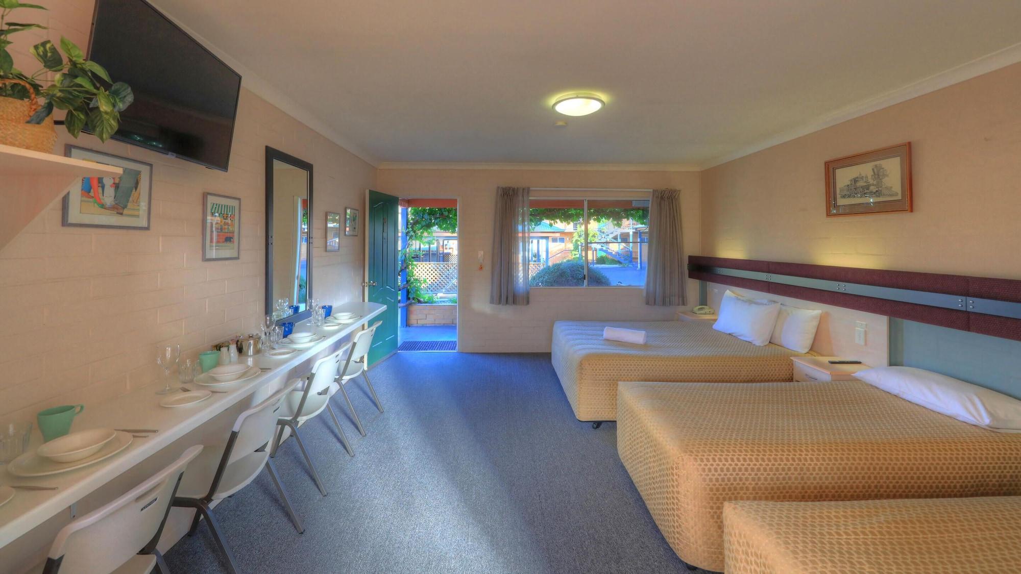 The Vines Motel & Cottages Stanthorpe Exterior photo